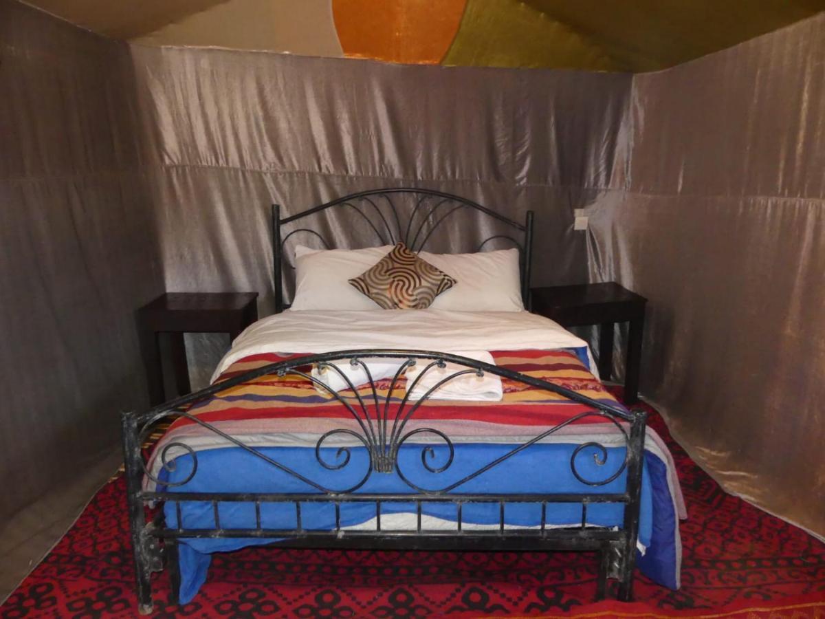 Luxury tent Overnight Desert Camp 5*